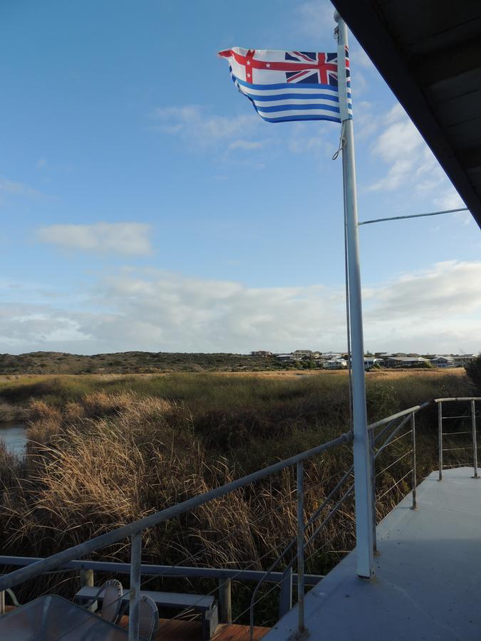 Ps Federal Retreat Paddle Steamer Goolwa Hotel Exterior photo