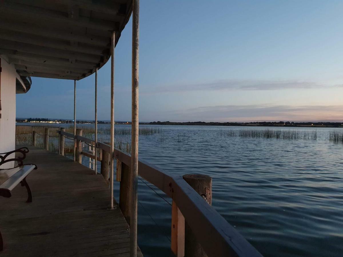 Ps Federal Retreat Paddle Steamer Goolwa Hotel Exterior photo